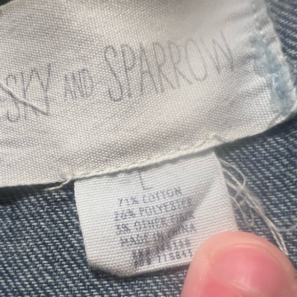 Red Striped Distressed Jean Jacket! - Picture 13 of 13